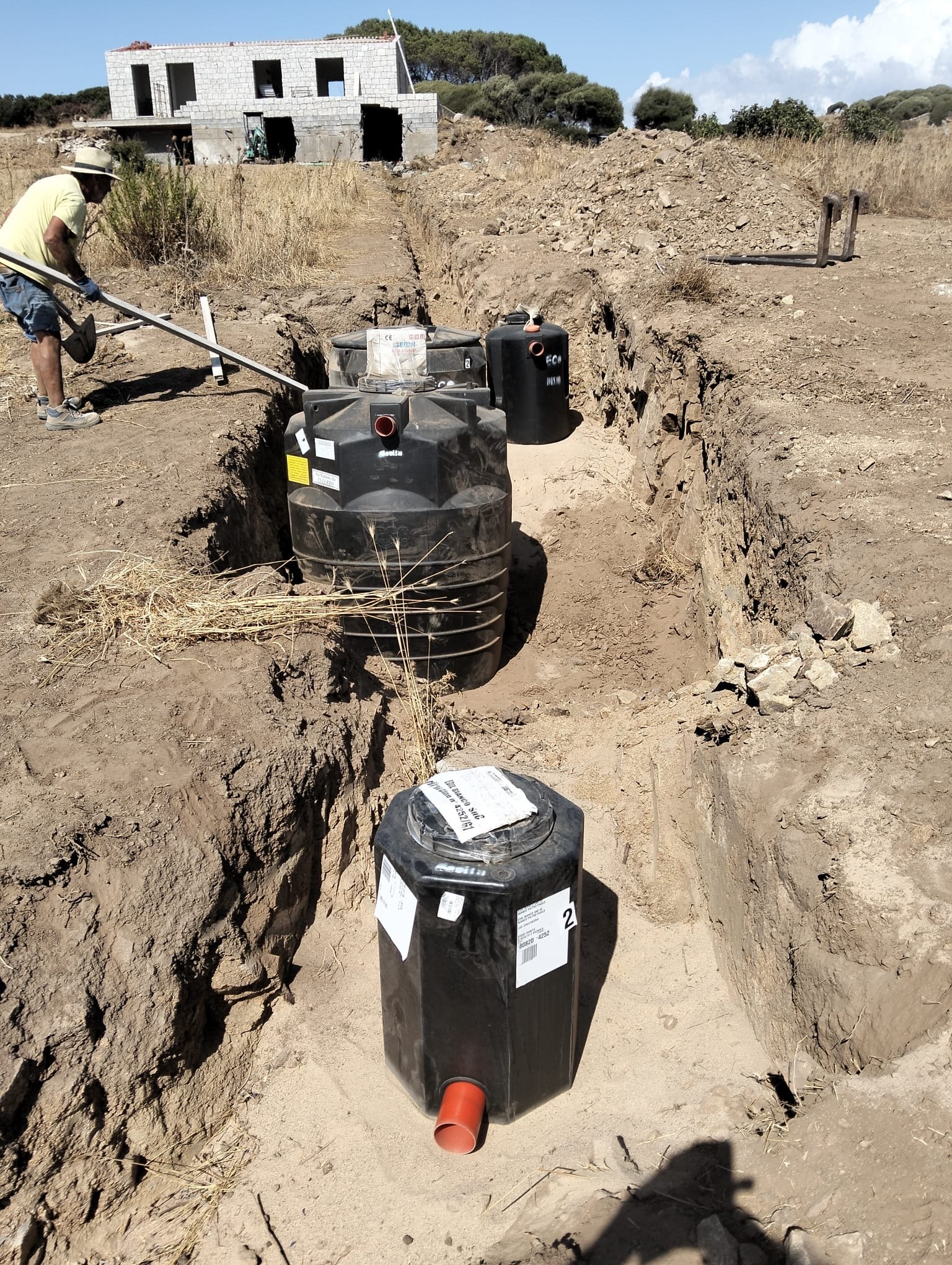 e71249c1-aa95-4c2b-a5bb-395de31b10c0